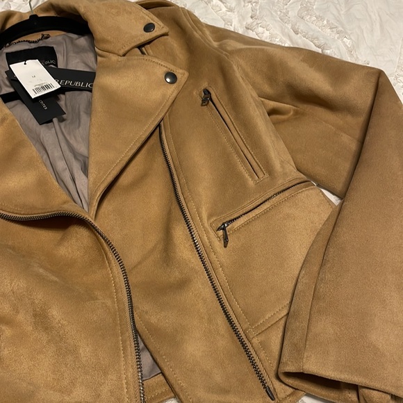 Banana Republic suede jacket - Picture 3 of 4